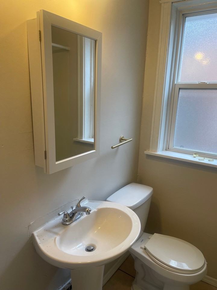 4981 Quincy 1W #1W - Photo 5 of 10