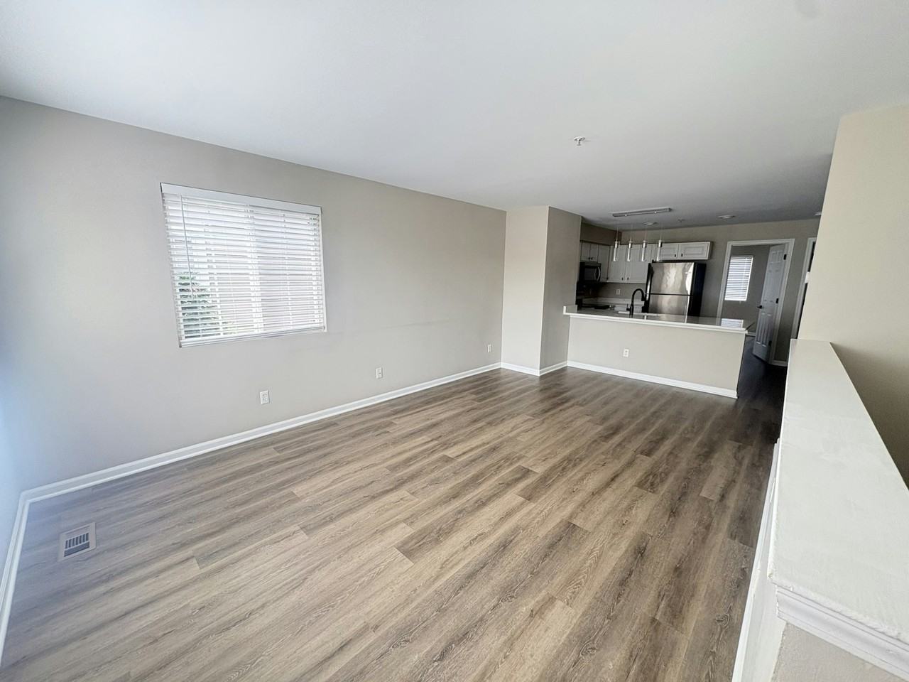 1123 Beaver Run - Photo 2 of 11