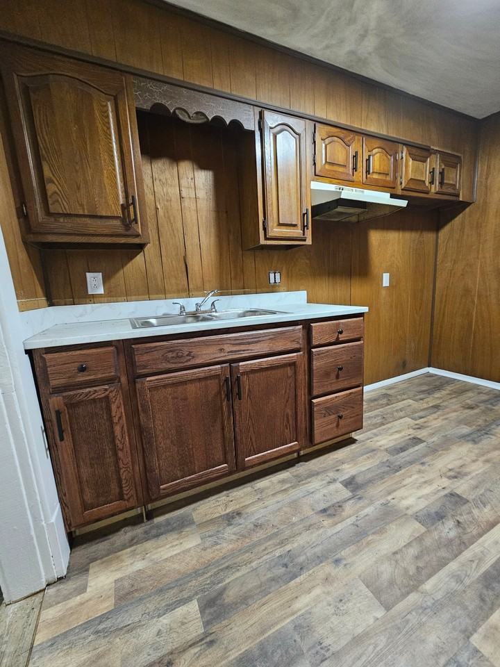 920 Wisconsin St #E - Photo 6 of 13