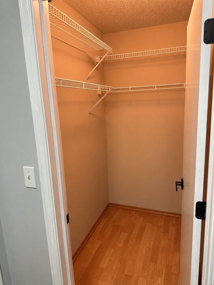 4606 57th St Nw - Photo 3 of 27