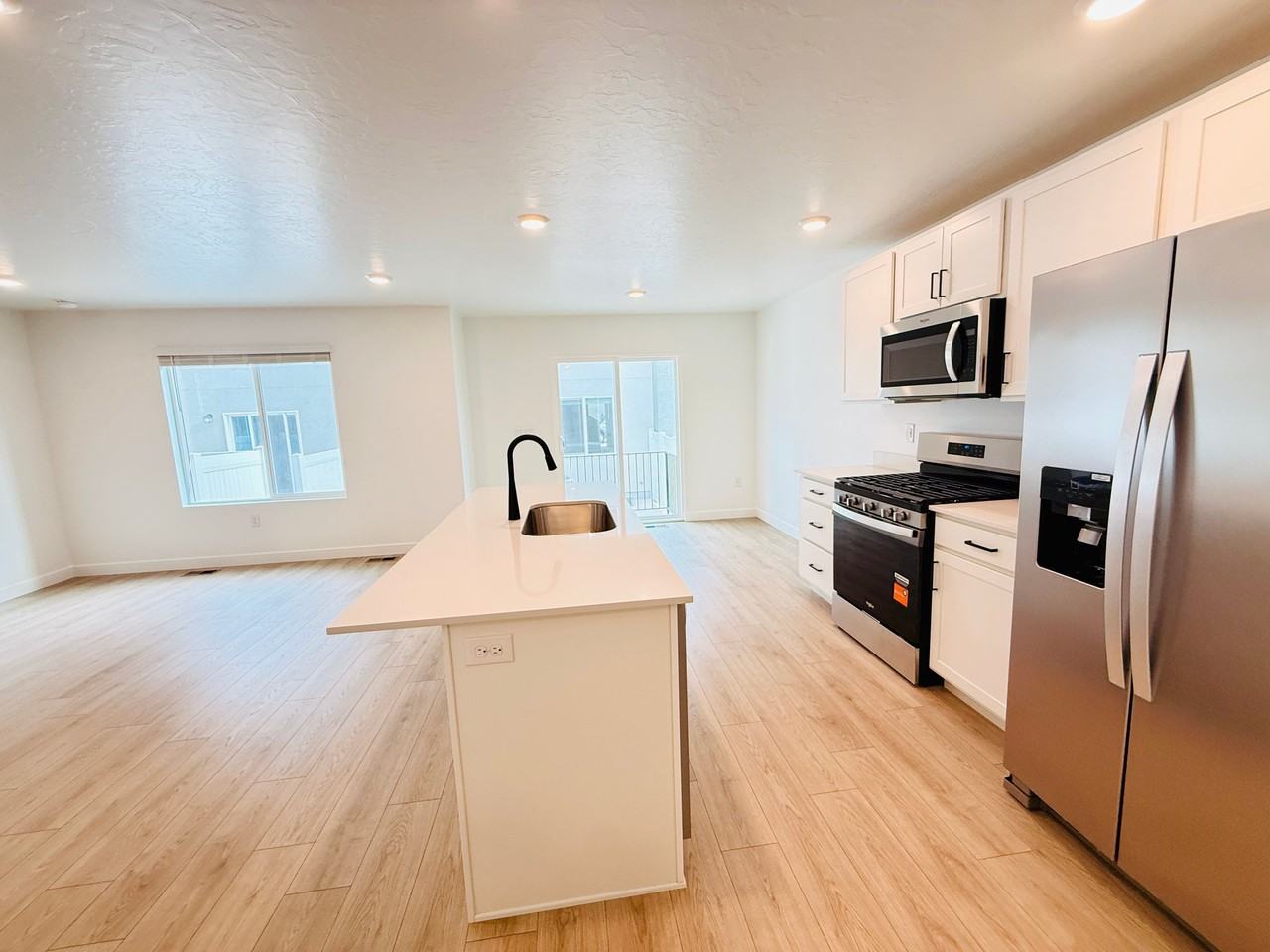 1906 En - Photo 5 of 19