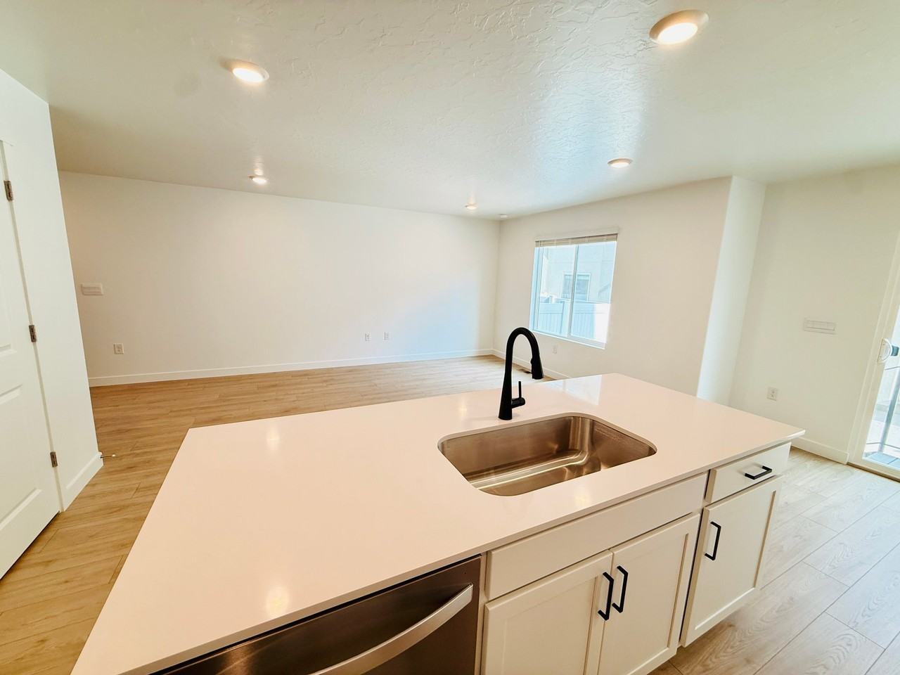 1906 En - Photo 6 of 19