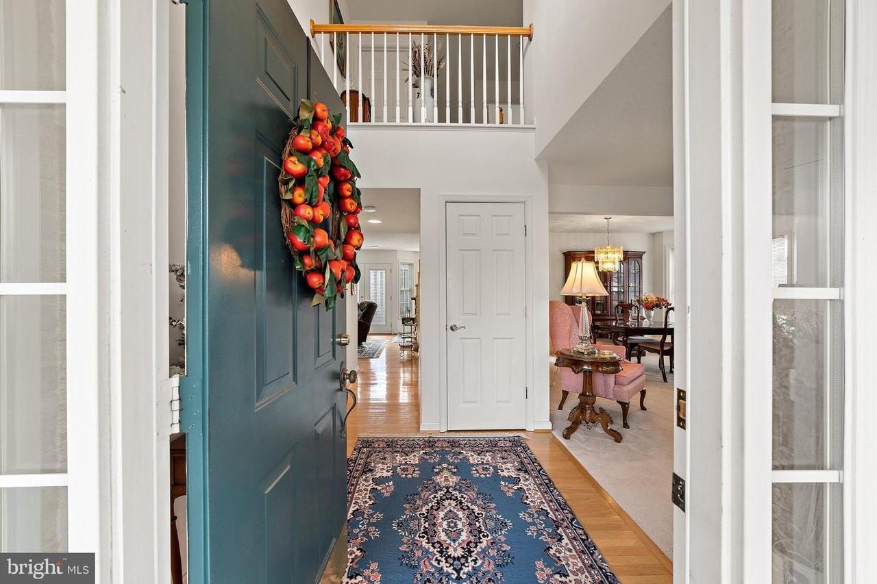 171 Duke St - Photo 2 of 14
