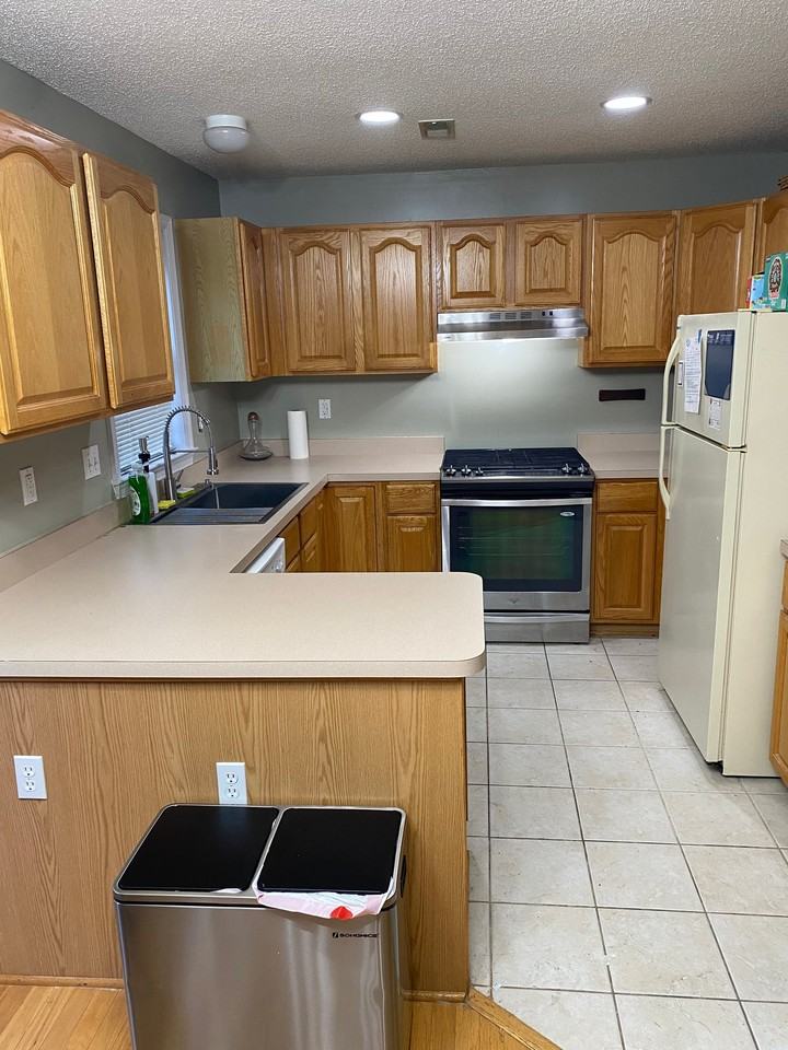 171 Duke St - Photo 4 of 14