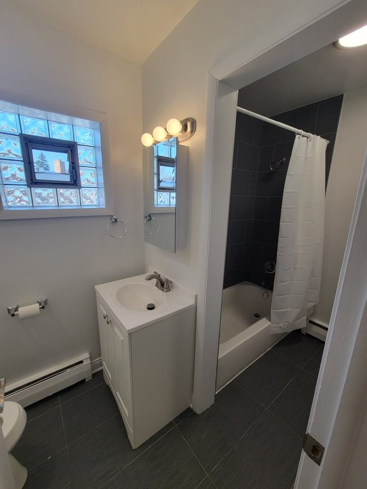 470 Saint Moritz Dr #2D - Photo 7 of 9