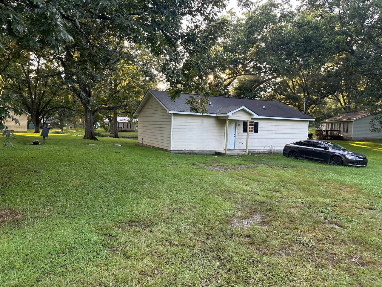 63 Lee Rd - Photo 3 of 15