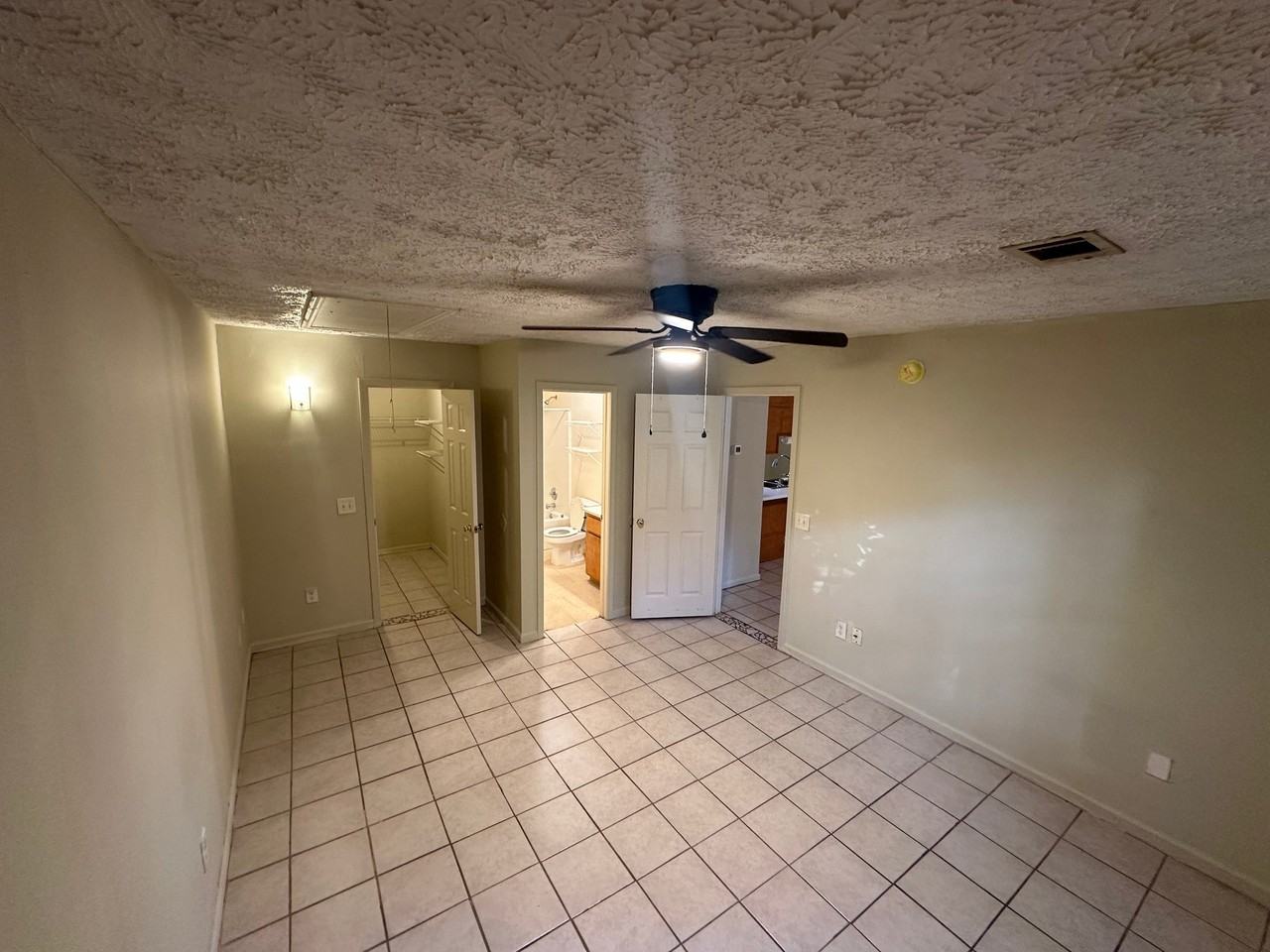 63 Lee Rd - Photo 7 of 15