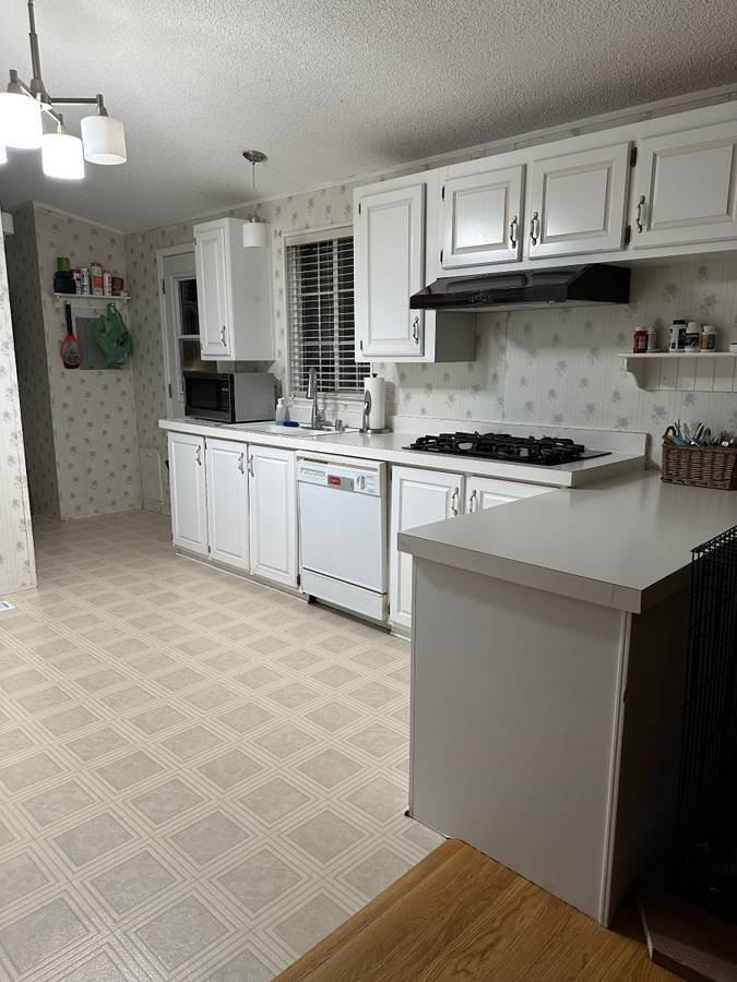 981 Sevier Rd - Photo 5 of 9