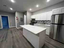 featured image of 327 Hamilton Ave #302
