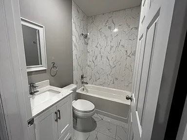 327 Hamilton Ave #302 - Photo 4 of 5
