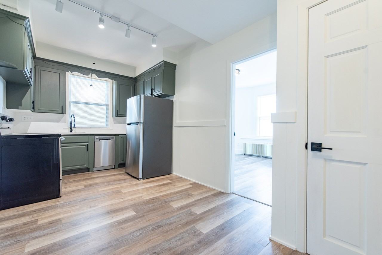 372 Broadway #3 - Photo 5 of 14