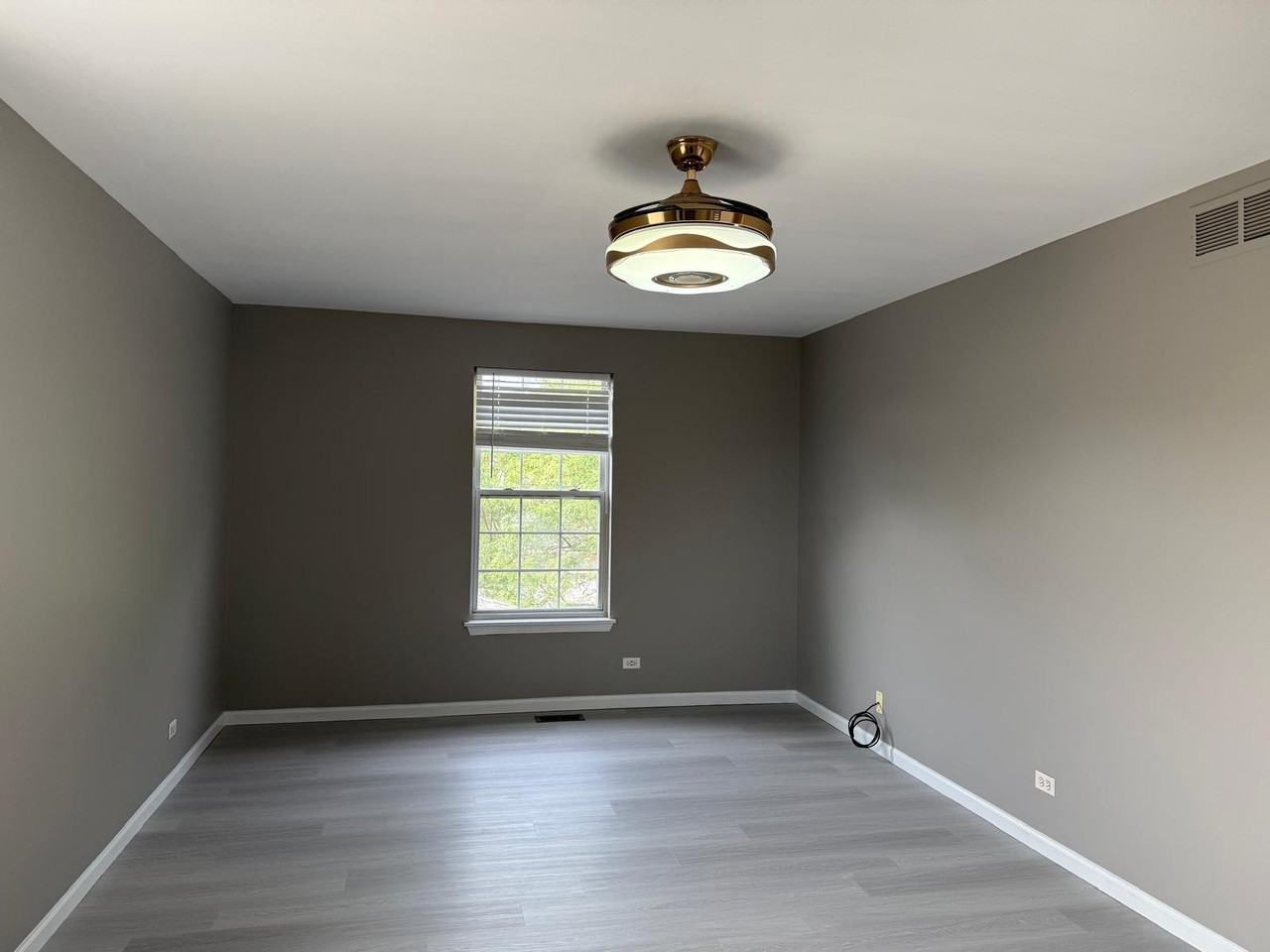3713 Edgebrook Ct - Photo 6 of 17