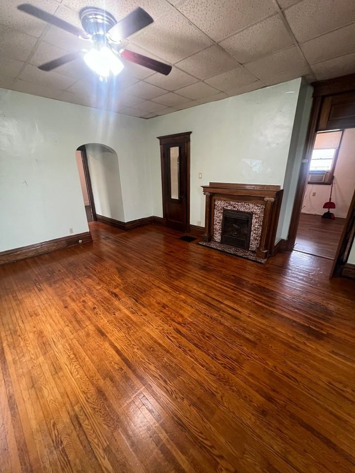 1001 Indiana St - Photo 4 of 7
