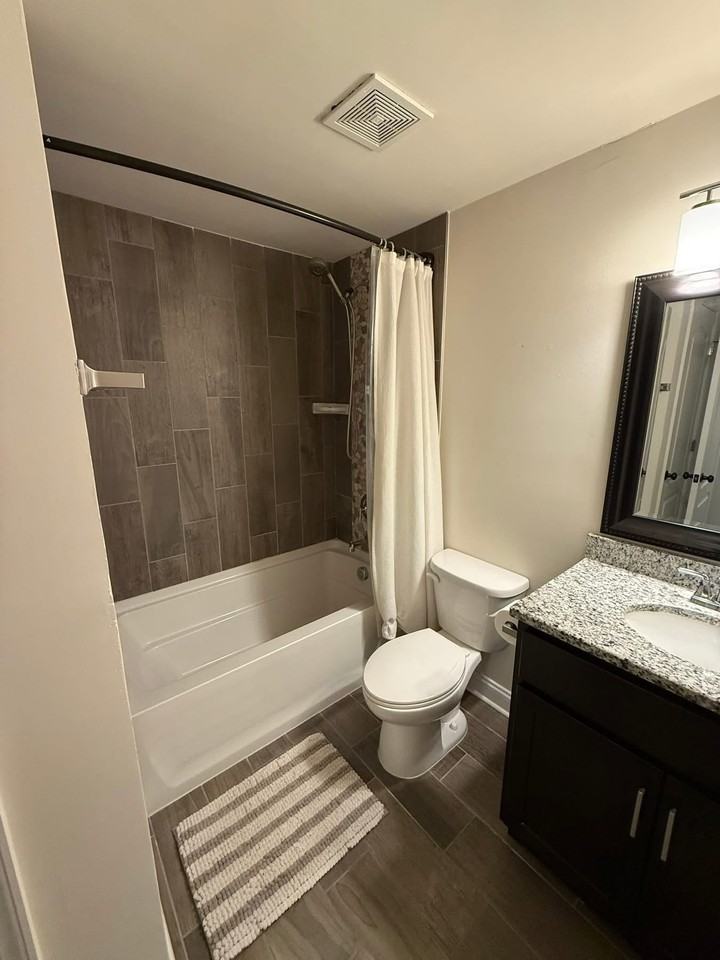 45505 Holly Rd - Photo 4 of 8