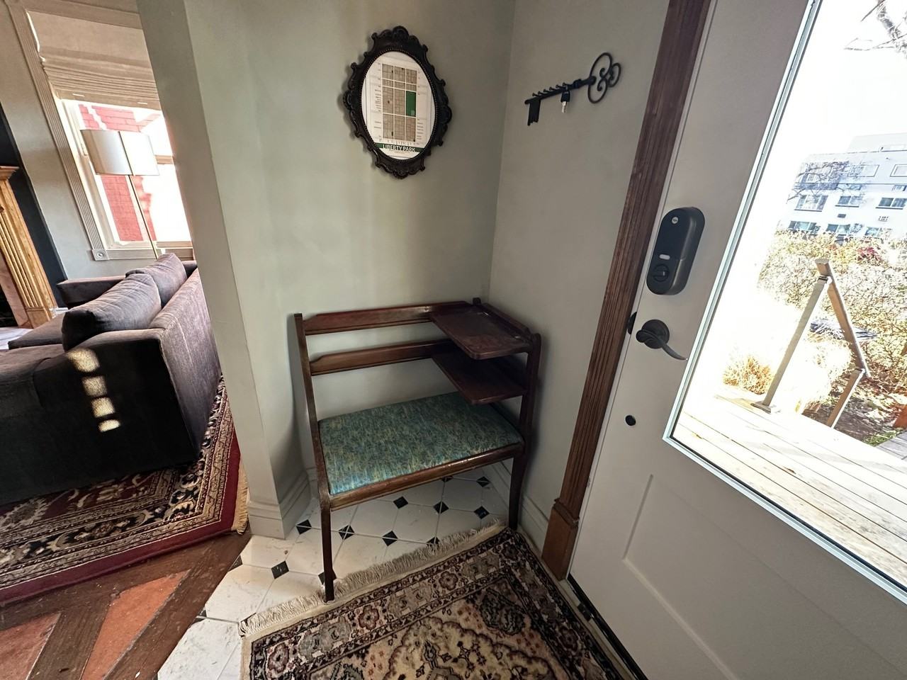 343 E St - Photo 2 of 20