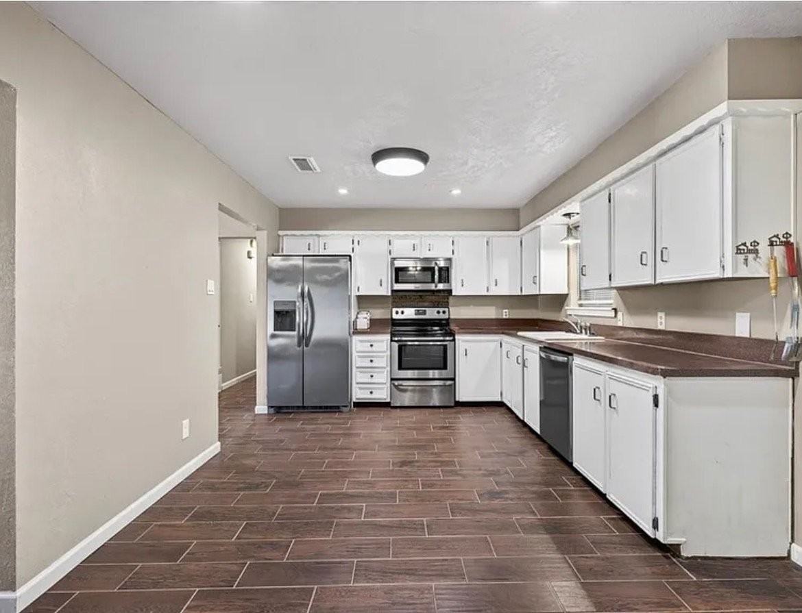 238 Dakota Dr - Photo 5 of 6