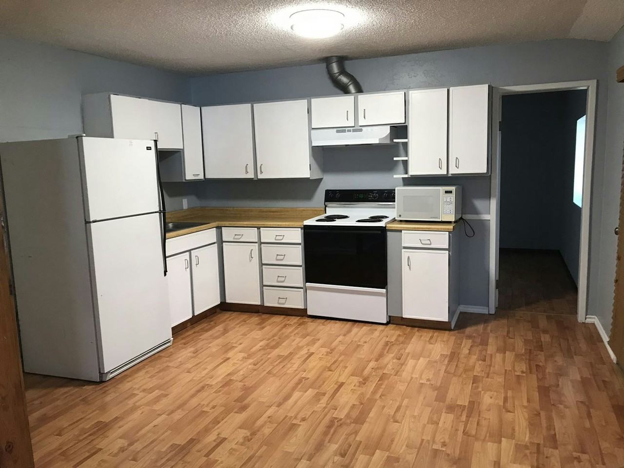 1507 South 8th Avenue - Photo 4 of 9