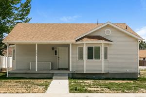 featured image of 2098 E Weeping Willow Way