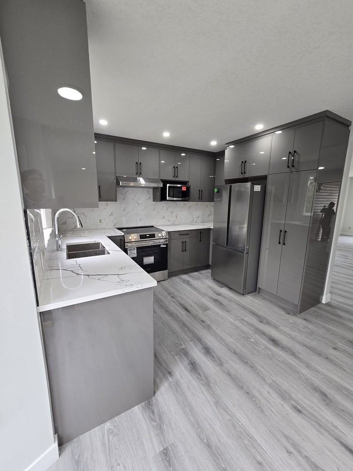 52 Edgebrook Rd Nw - Photo 4 of 29