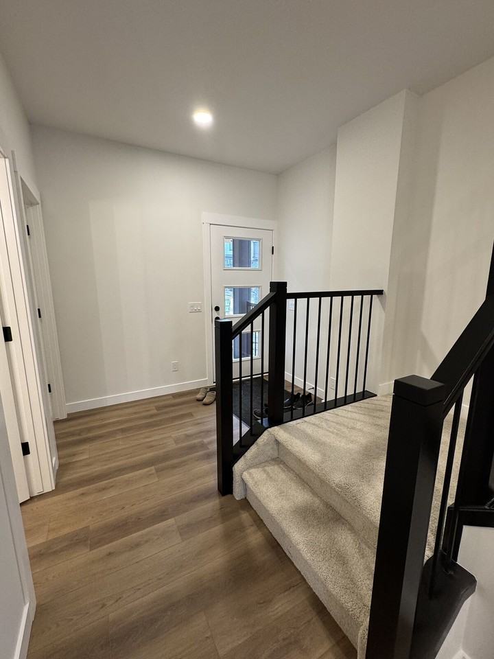 4164 Kinglet Dr Nw - Photo 3 of 27