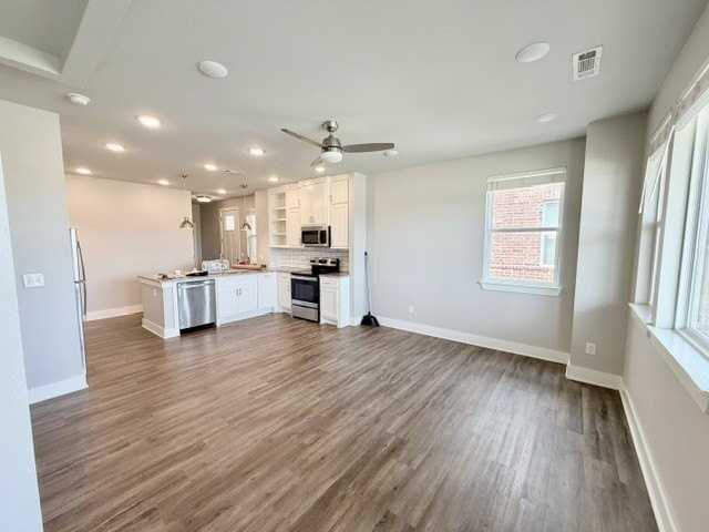 1701 W Deane St - Photo 3 of 16