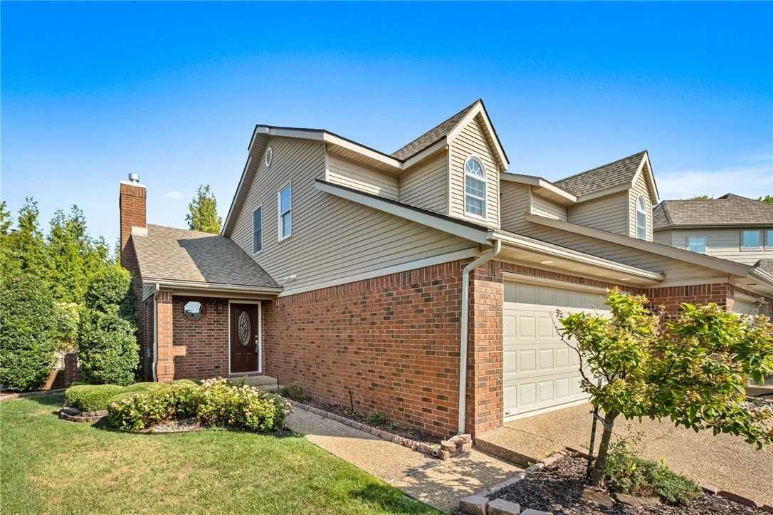 27 Prairie Dunes Dr - Photo 2 of 29