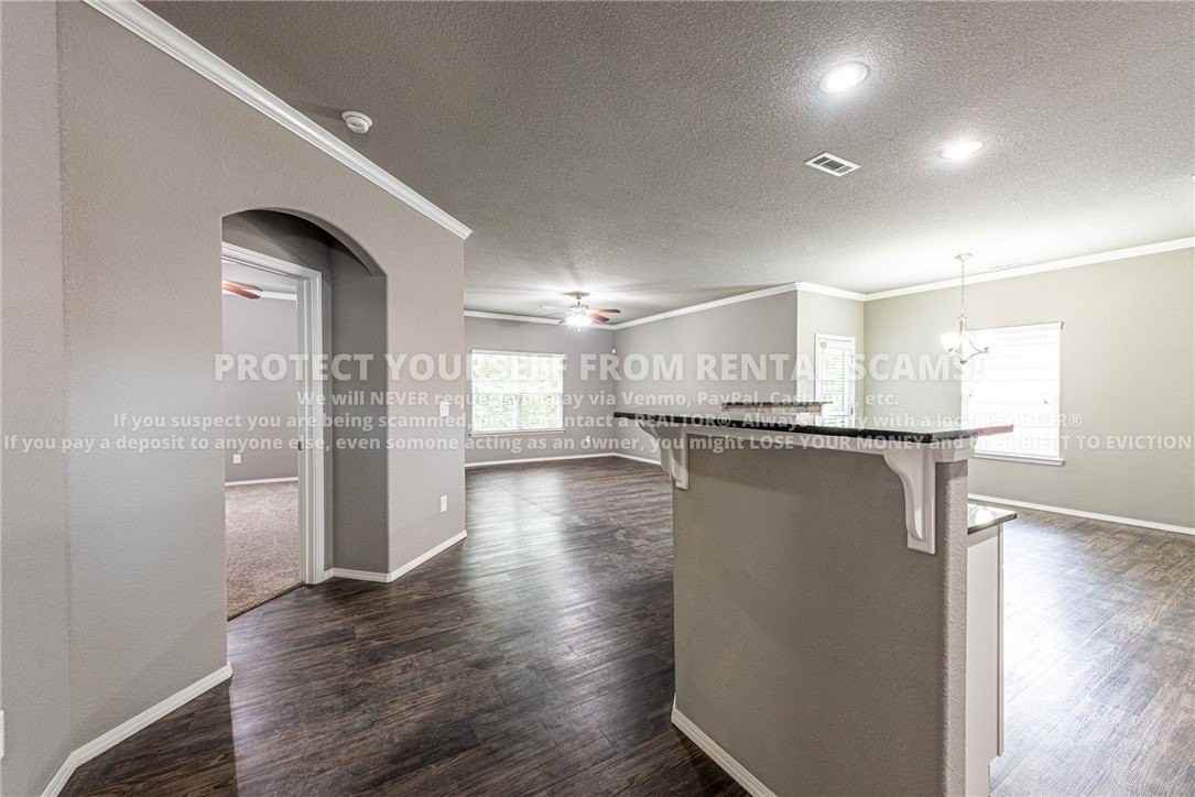 1291 S Springfield Dr - Photo 6 of 15