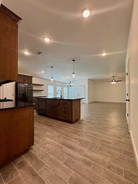 1331 Ari Ave - Photo 5 of 23
