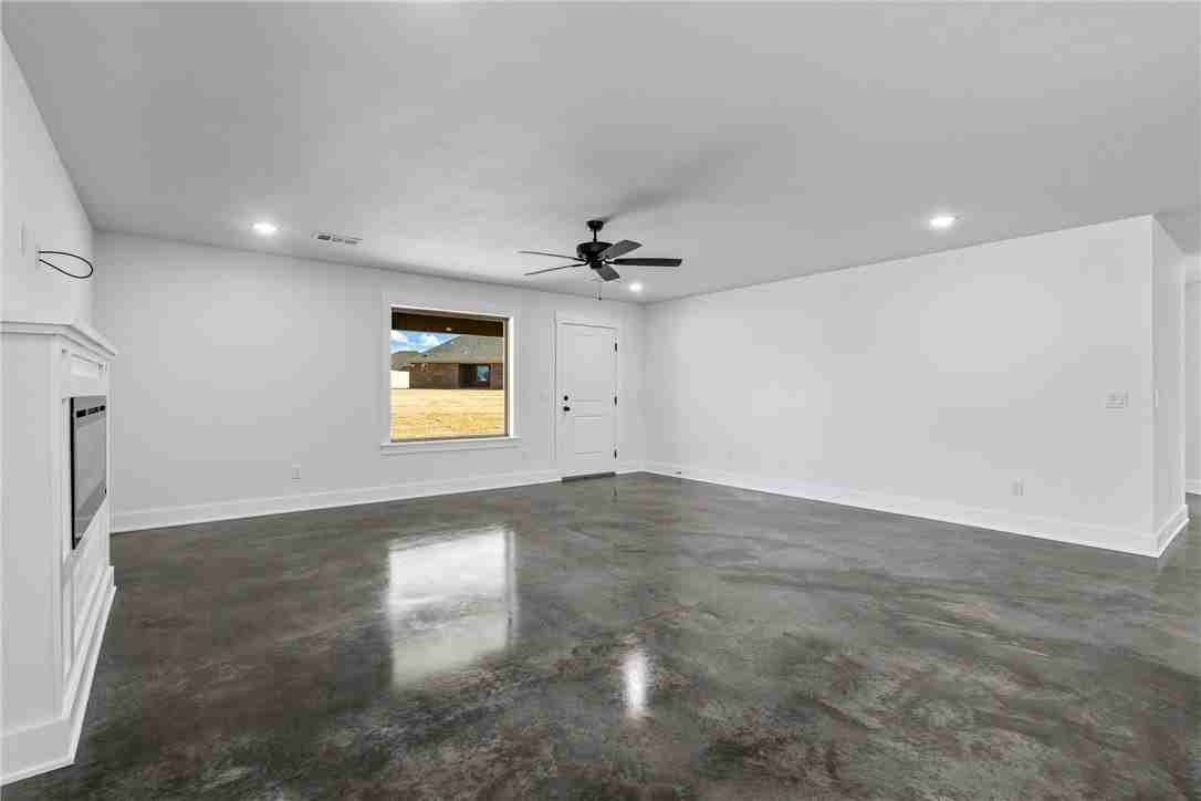 86 W Watson Ln - Photo 4 of 22