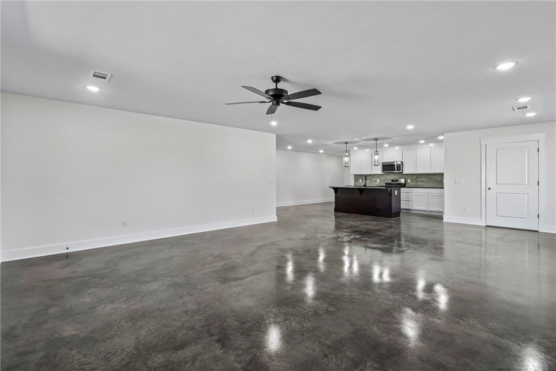 86 W Watson Ln - Photo 5 of 22