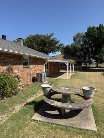1812 Crouch St - Photo 5 of 18