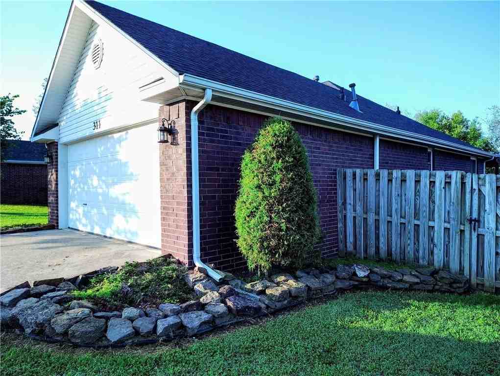 311 Ketch Ct - Photo 3 of 36