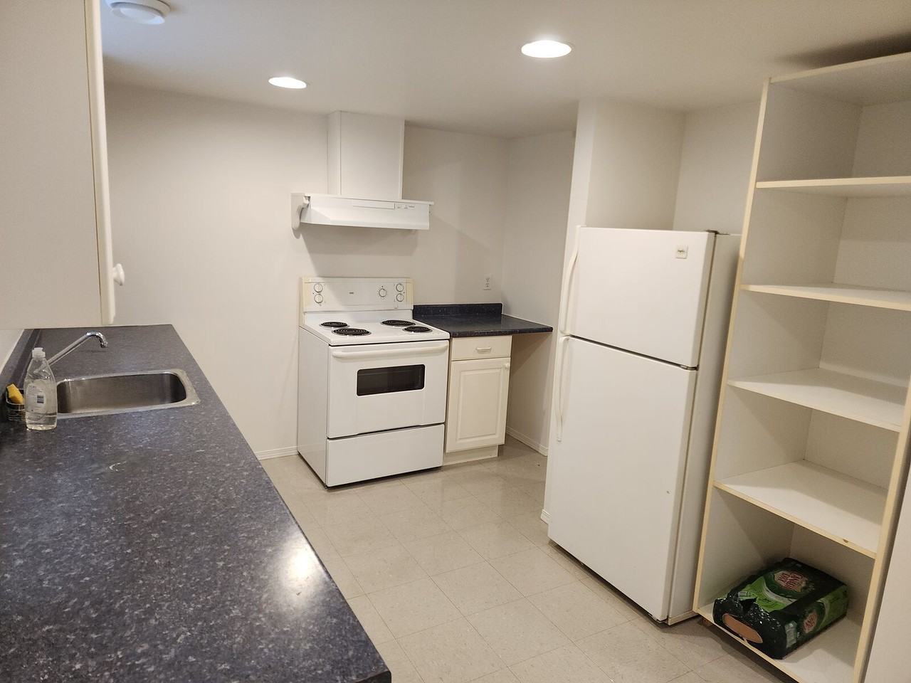12006 62 St Nw - Photo 3 of 11