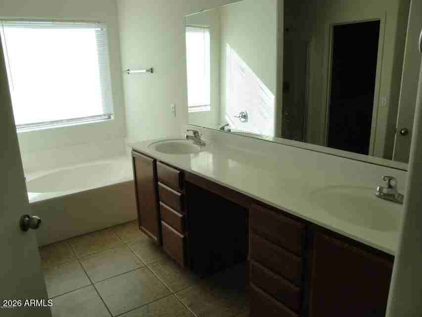 35965 W Costa Blanca Dr - Photo 3 of 7