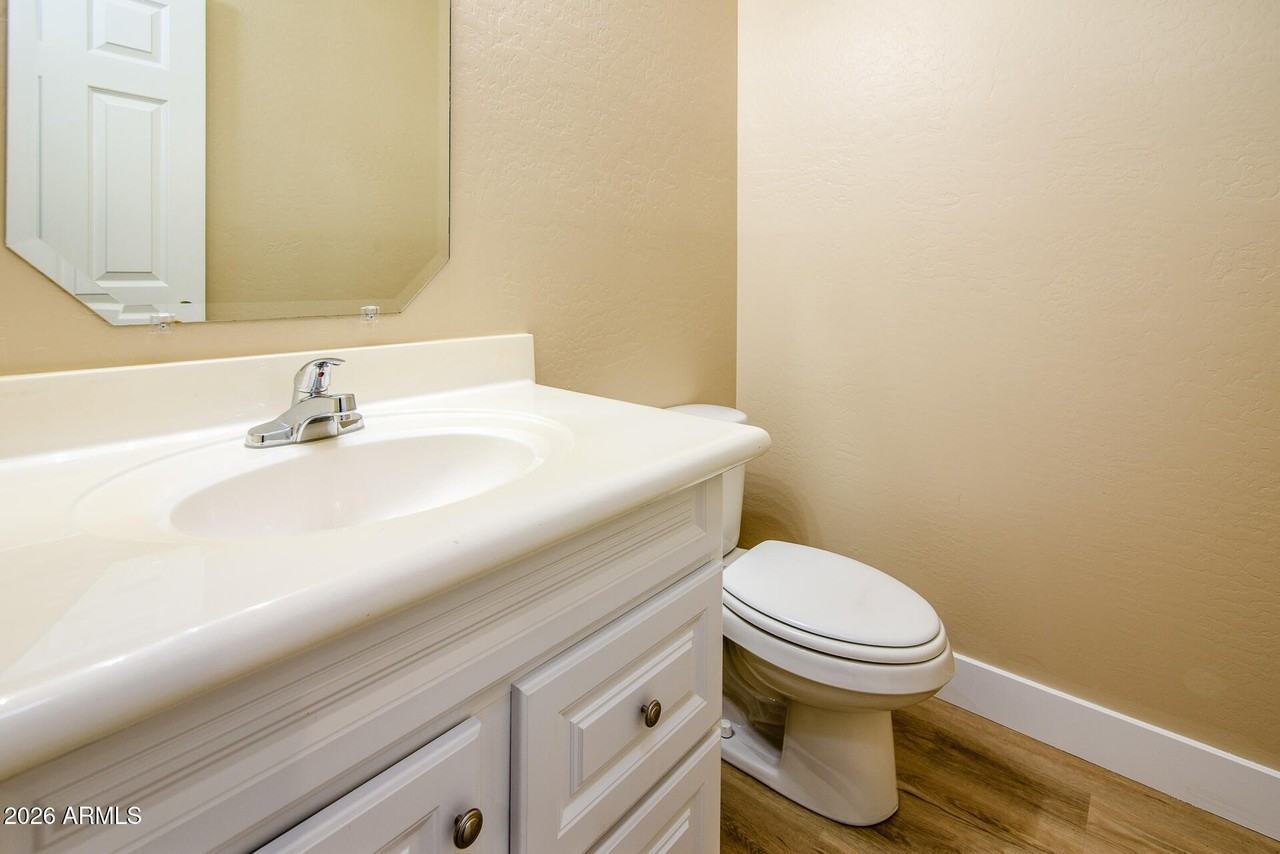 41615 W Chimayo Ct - Photo 5 of 32