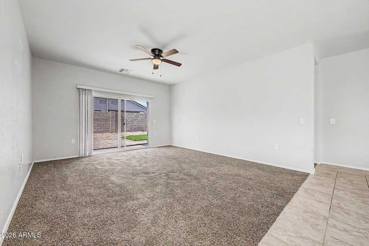 1302 W Raymond Ave - Photo 7 of 34