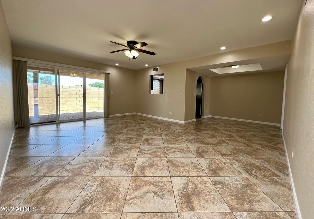2534 E Villa Theresa Dr - Photo 3 of 25