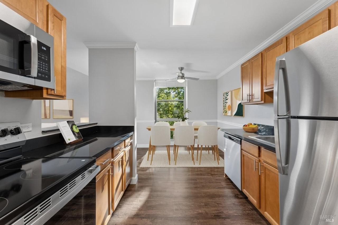 1812 Trinity Ave #201 - Photo 7 of 7