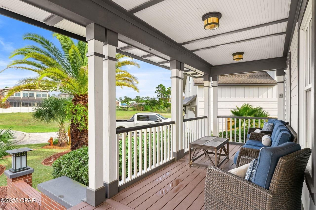 3209 Swordfish Dr - Photo 4 of 50