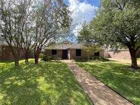 306 Landsburg Ln - Photo 1 of 1