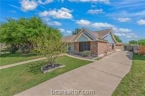 1806 Rosebud Ct - Photo 2 of 23