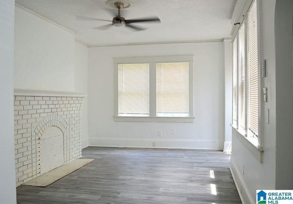 607 E 22nd St - Photo 4 of 18