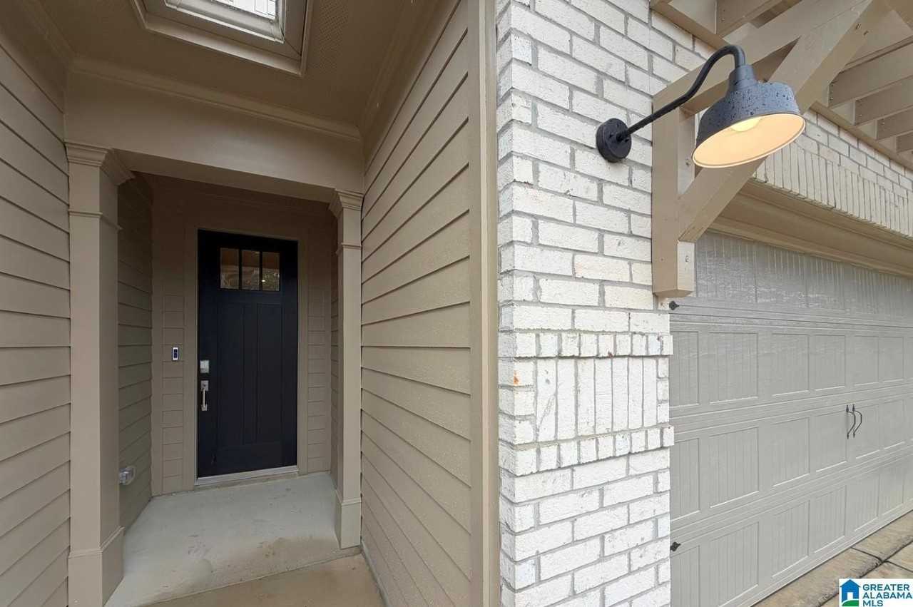 137 Clift Creek Dr - Photo 4 of 41