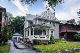 190 Dartmouth St #1 - Photo 1 of 1