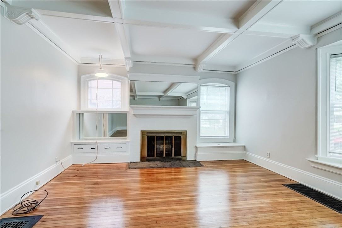 190 Dartmouth St #1 - Photo 5 of 25