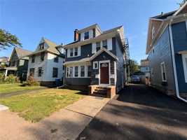 featured image of 67 Pembroke St #UP