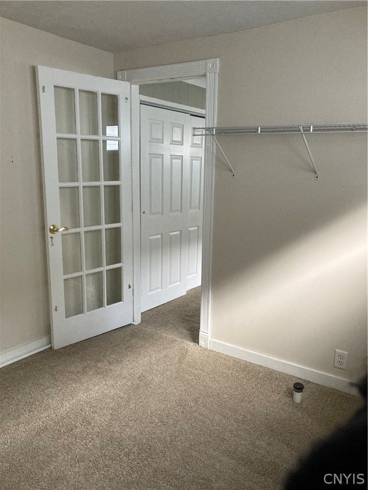 8876 Maple Dr - Photo 4 of 9