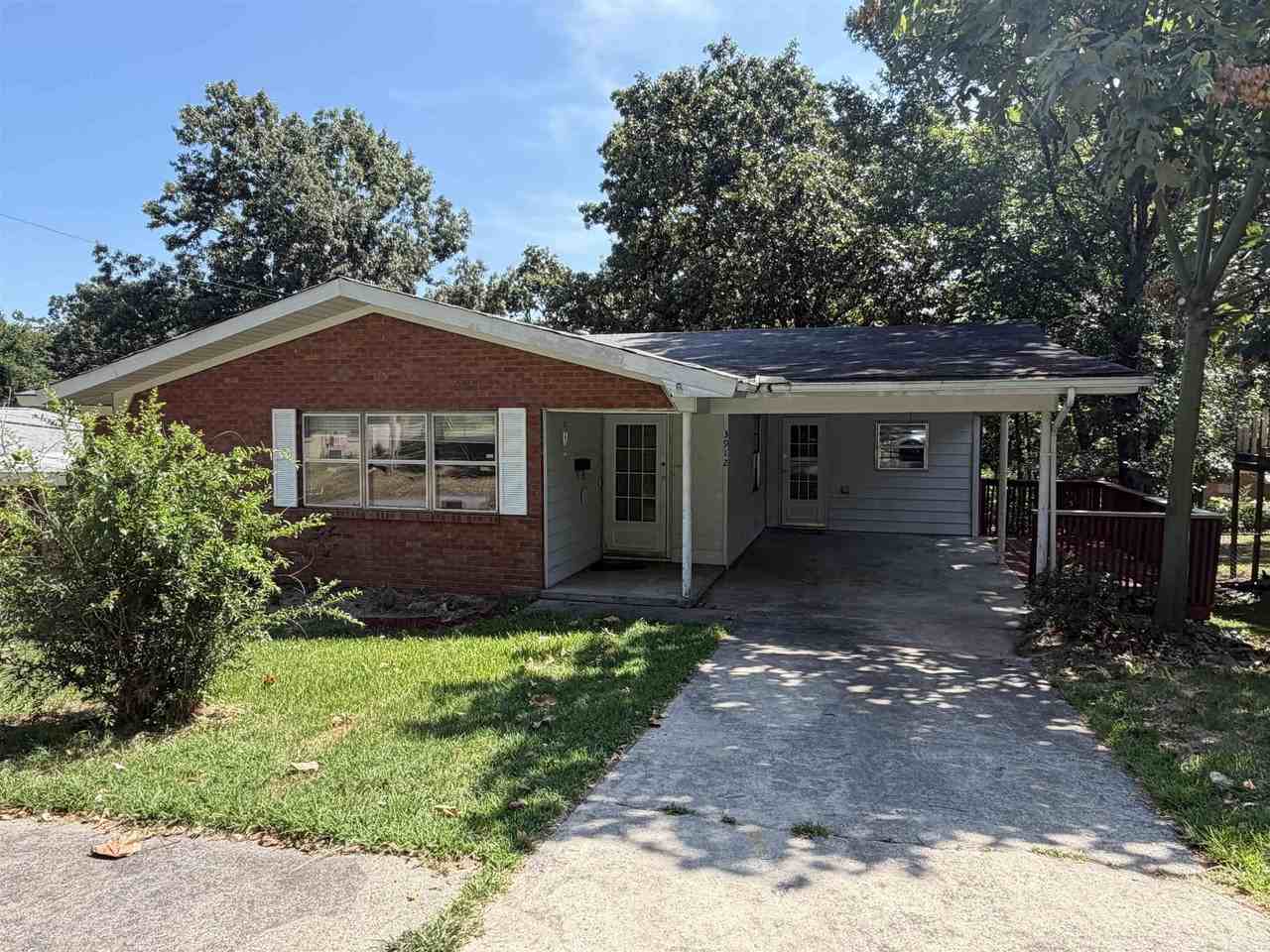 3912 N Cedar St - Photo 2 of 25