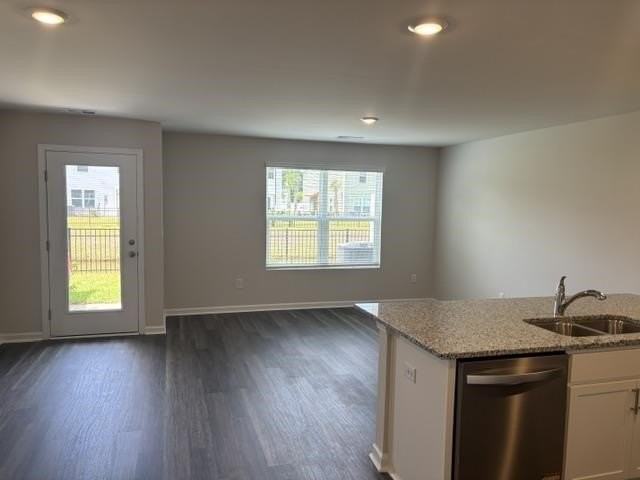 274 Bayou Loop - Photo 3 of 9