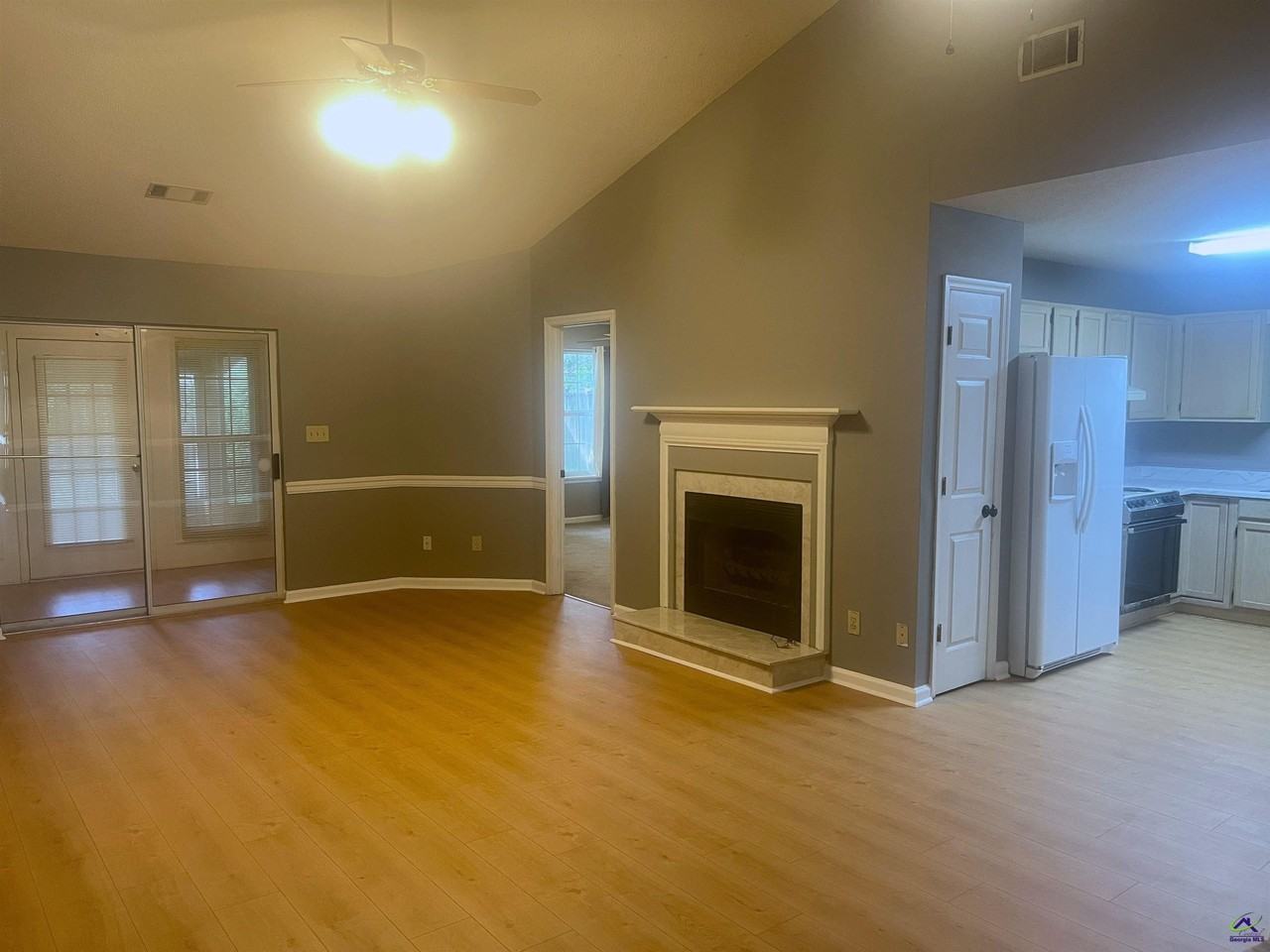 113 Saddlehorn Dr - Photo 4 of 26